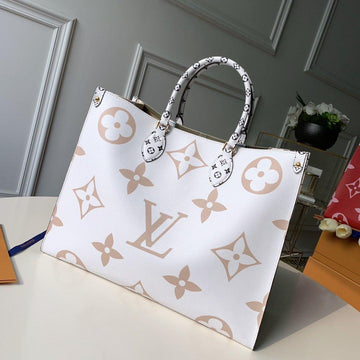 Louis Vuitton ON THE GO GM