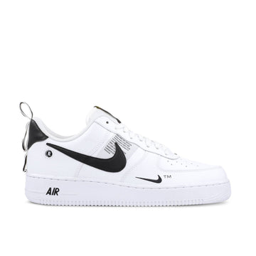 Nike Air Force 1 07 LV 8 Overbranding